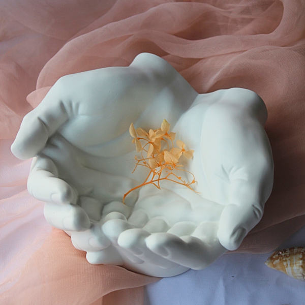 Praying Hands Decorative Piece - Image 2