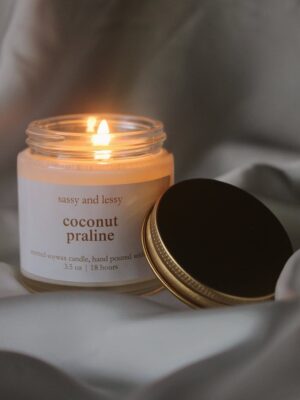 Coconut Praline Premium Candle
