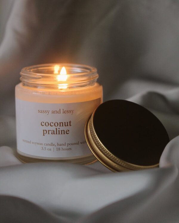 Coconut Praline Premium Candle