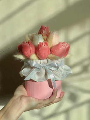 Tulip Candle Bouquet